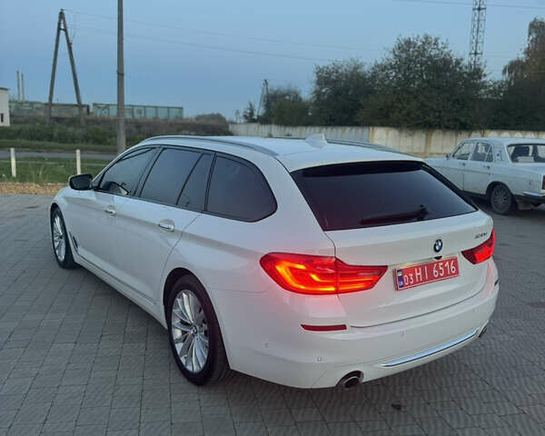 Белый БМВ 5 Серия, объемом двигателя 2.99 л и пробегом 254 тыс. км за 23400 $, фото 20 на Automoto.ua