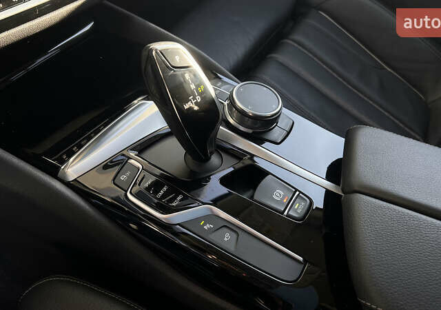 Белый БМВ 5 Серия, объемом двигателя 2.99 л и пробегом 158 тыс. км за 30817 $, фото 52 на Automoto.ua