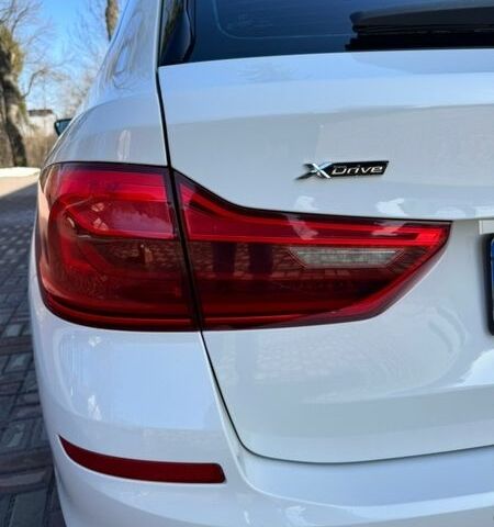 Белый БМВ 5 Серия, объемом двигателя 2 л и пробегом 261 тыс. км за 19800 $, фото 40 на Automoto.ua