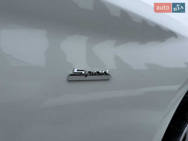 Белый БМВ 5 Серия, объемом двигателя 2 л и пробегом 212 тыс. км за 21000 $, фото 20 на Automoto.ua