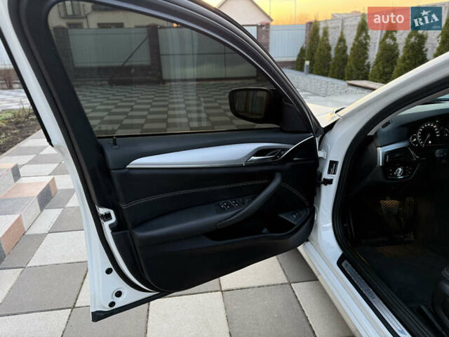 Белый БМВ 5 Серия, объемом двигателя 2 л и пробегом 178 тыс. км за 23950 $, фото 30 на Automoto.ua