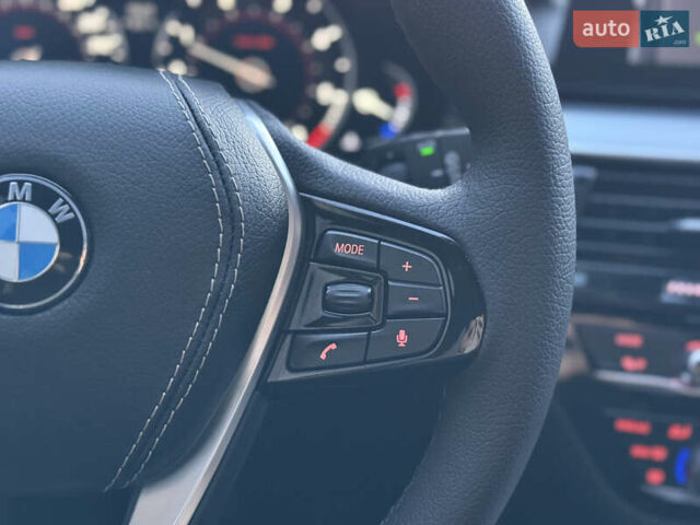 Белый БМВ 5 Серия, объемом двигателя 2 л и пробегом 178 тыс. км за 23950 $, фото 51 на Automoto.ua