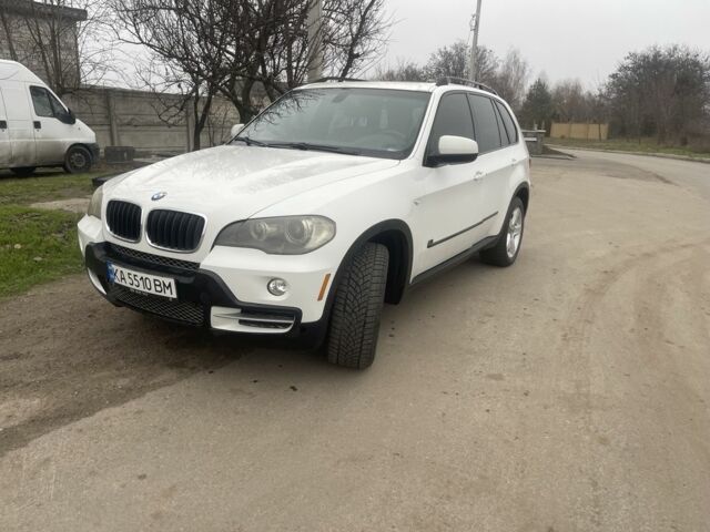 Белый БМВ 5 Серия, объемом двигателя 3 л и пробегом 234 тыс. км за 9800 $, фото 1 на Automoto.ua