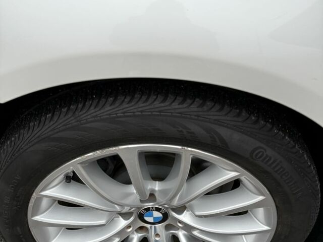 Белый БМВ 5 Серия, объемом двигателя 0 л и пробегом 136 тыс. км за 13999 $, фото 13 на Automoto.ua