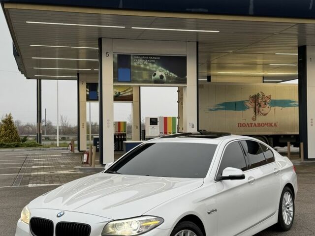Белый БМВ 5 Серия, объемом двигателя 0 л и пробегом 136 тыс. км за 13999 $, фото 3 на Automoto.ua