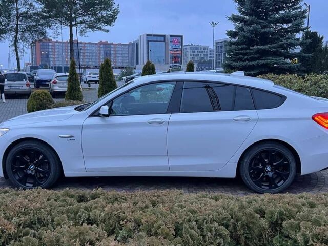 Белый БМВ 5 Серия, объемом двигателя 3 л и пробегом 215 тыс. км за 11800 $, фото 3 на Automoto.ua