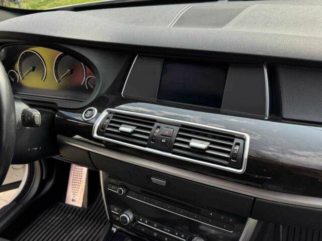 Белый БМВ 5 Серия, объемом двигателя 3 л и пробегом 150 тыс. км за 13500 $, фото 9 на Automoto.ua