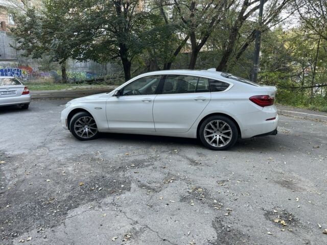 Білий БМВ 5 Серія, об'ємом двигуна 3 л та пробігом 205 тис. км за 18500 $, фото 5 на Automoto.ua