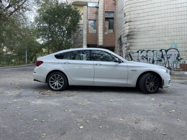 Білий БМВ 5 Серія, об'ємом двигуна 3 л та пробігом 205 тис. км за 18500 $, фото 2 на Automoto.ua