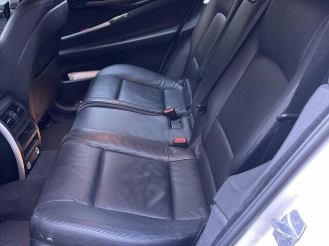 Білий БМВ 5 Серія, об'ємом двигуна 3 л та пробігом 205 тис. км за 18500 $, фото 13 на Automoto.ua