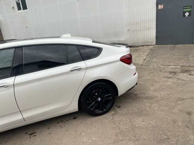 Білий БМВ 5 Серія, об'ємом двигуна 3 л та пробігом 210 тис. км за 18000 $, фото 6 на Automoto.ua