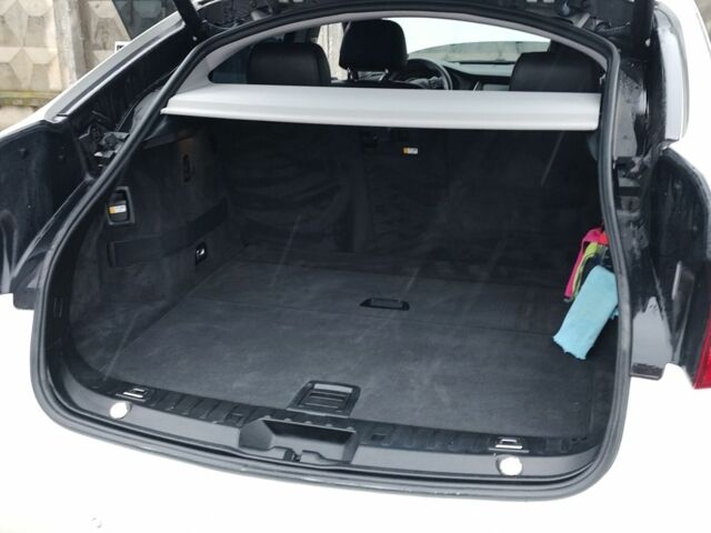 Белый БМВ 5 Серия, объемом двигателя 3 л и пробегом 114 тыс. км за 20000 $, фото 10 на Automoto.ua