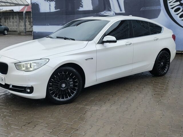 Белый БМВ 5 Серия, объемом двигателя 3 л и пробегом 114 тыс. км за 20000 $, фото 1 на Automoto.ua