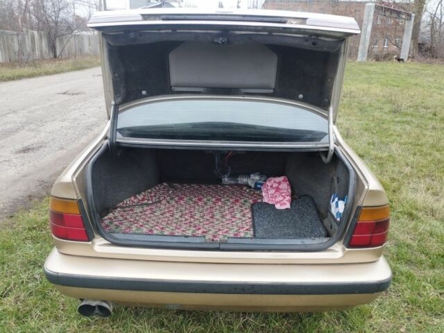 Бежевый БМВ 5 Серия, объемом двигателя 2.4 л и пробегом 600 тыс. км за 2500 $, фото 9 на Automoto.ua