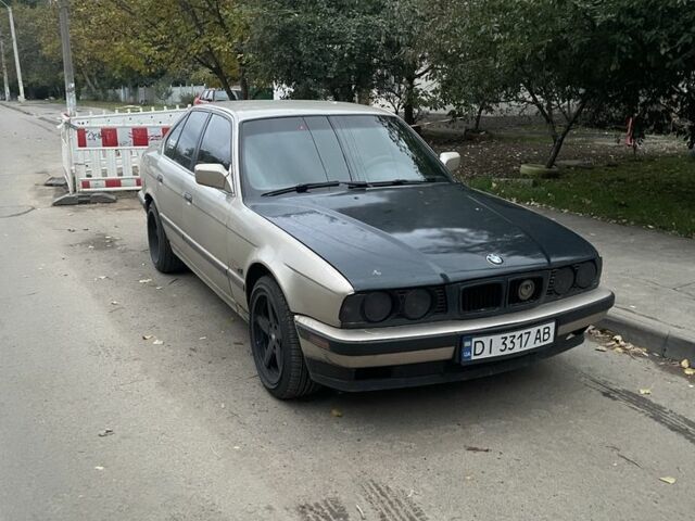 Бежевий БМВ 5 Серія, об'ємом двигуна 2.5 л та пробігом 380 тис. км за 3700 $, фото 4 на Automoto.ua