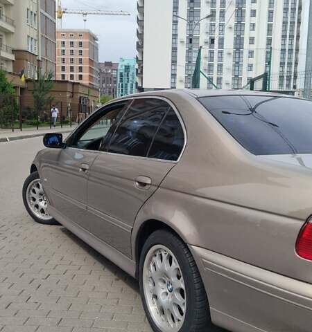 Бежевий БМВ 5 Серія, об'ємом двигуна 2.93 л та пробігом 257 тис. км за 11000 $, фото 10 на Automoto.ua