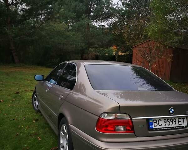 Бежевий БМВ 5 Серія, об'ємом двигуна 2.93 л та пробігом 257 тис. км за 11000 $, фото 13 на Automoto.ua