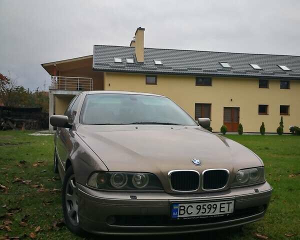 Бежевий БМВ 5 Серія, об'ємом двигуна 2.93 л та пробігом 257 тис. км за 11000 $, фото 16 на Automoto.ua