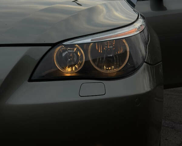 Бежевий БМВ 5 Серія, об'ємом двигуна 3 л та пробігом 174 тис. км за 8400 $, фото 42 на Automoto.ua