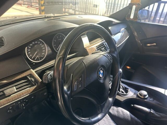 Бежевый БМВ 5 Серия, объемом двигателя 2.5 л и пробегом 240 тыс. км за 8300 $, фото 13 на Automoto.ua