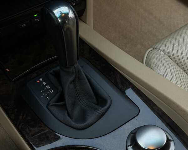 Бежевий БМВ 5 Серія, об'ємом двигуна 3 л та пробігом 174 тис. км за 8400 $, фото 34 на Automoto.ua