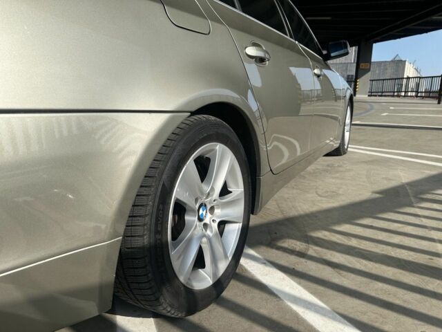 Бежевый БМВ 5 Серия, объемом двигателя 2.5 л и пробегом 240 тыс. км за 8300 $, фото 4 на Automoto.ua