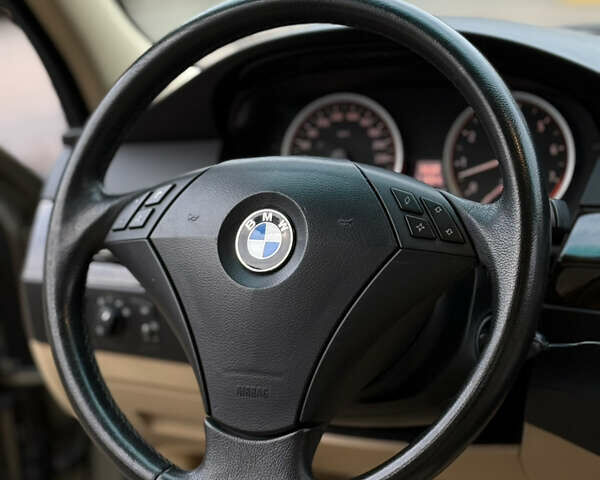 Бежевий БМВ 5 Серія, об'ємом двигуна 3 л та пробігом 174 тис. км за 8400 $, фото 16 на Automoto.ua