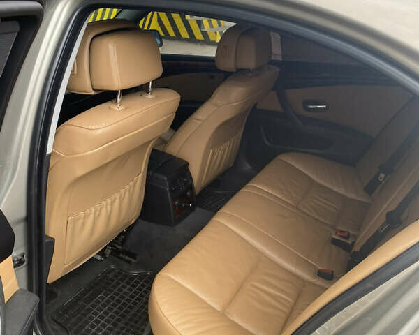 Бежевий БМВ 5 Серія, об'ємом двигуна 2 л та пробігом 306 тис. км за 8300 $, фото 4 на Automoto.ua