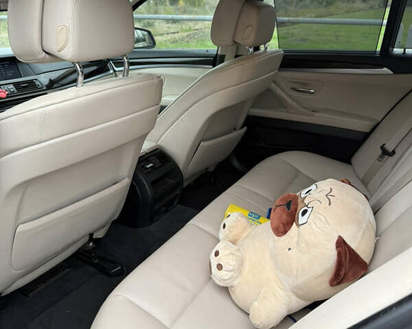 Бежевый БМВ 5 Серия, объемом двигателя 2.98 л и пробегом 249 тыс. км за 12500 $, фото 8 на Automoto.ua