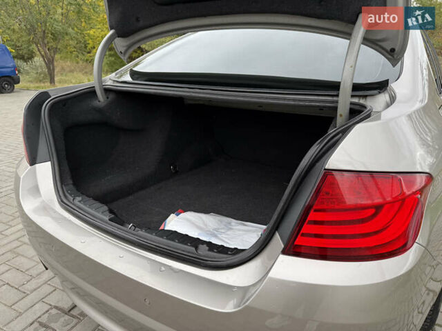 Бежевый БМВ 5 Серия, объемом двигателя 2.98 л и пробегом 249 тыс. км за 12500 $, фото 10 на Automoto.ua