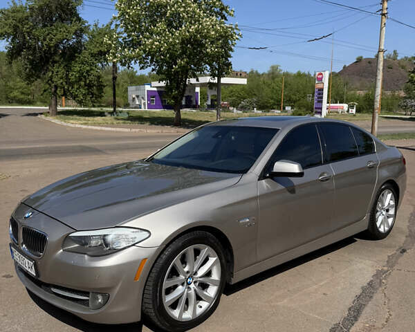 Бежевый БМВ 5 Серия, объемом двигателя 3 л и пробегом 288 тыс. км за 12700 $, фото 3 на Automoto.ua