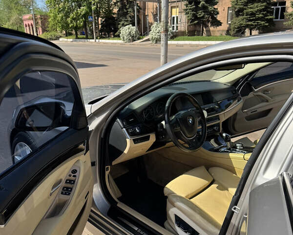 Бежевый БМВ 5 Серия, объемом двигателя 3 л и пробегом 288 тыс. км за 12700 $, фото 14 на Automoto.ua