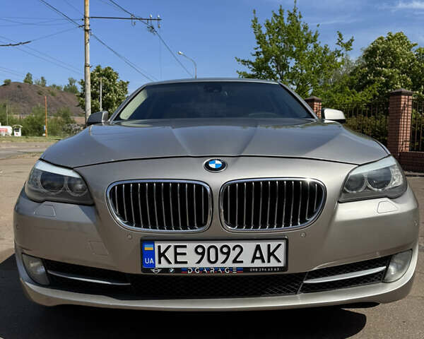 Бежевый БМВ 5 Серия, объемом двигателя 3 л и пробегом 288 тыс. км за 12700 $, фото 5 на Automoto.ua