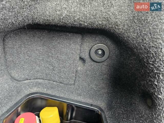 Бежевий БМВ 5 Серія, об'ємом двигуна 2 л та пробігом 330 тис. км за 12500 $, фото 28 на Automoto.ua