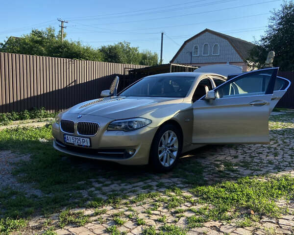 Бежевый БМВ 5 Серия, объемом двигателя 2.98 л и пробегом 275 тыс. км за 20000 $, фото 20 на Automoto.ua