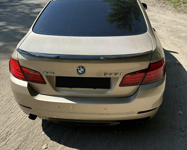 Бежевий БМВ 5 Серія, об'ємом двигуна 2.98 л та пробігом 195 тис. км за 12000 $, фото 28 на Automoto.ua