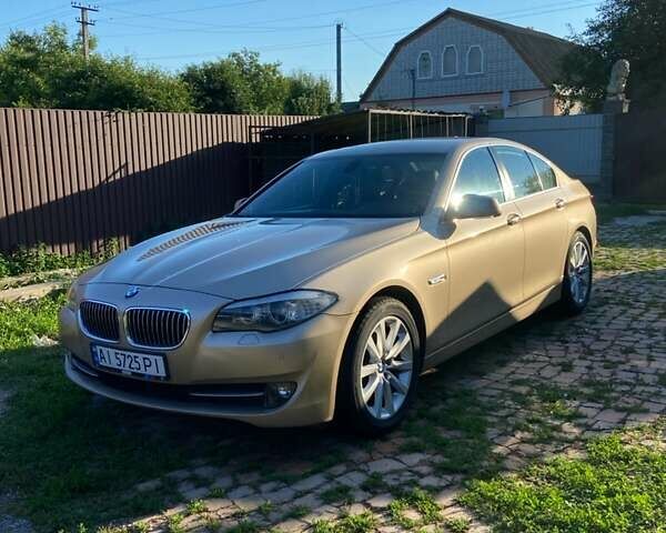 Бежевый БМВ 5 Серия, объемом двигателя 2.98 л и пробегом 275 тыс. км за 20000 $, фото 22 на Automoto.ua