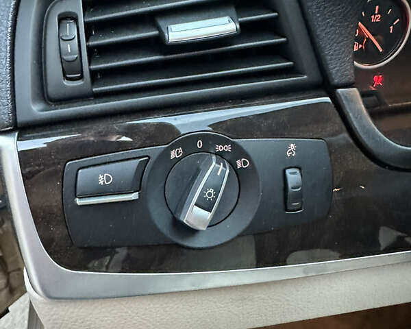 Бежевий БМВ 5 Серія, об'ємом двигуна 2.98 л та пробігом 195 тис. км за 12000 $, фото 22 на Automoto.ua