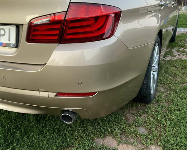 Бежевый БМВ 5 Серия, объемом двигателя 2.98 л и пробегом 275 тыс. км за 20000 $, фото 8 на Automoto.ua