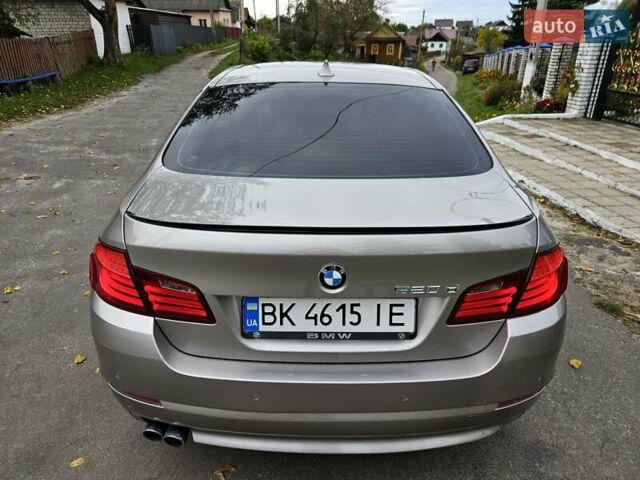 Бежевий БМВ 5 Серія, об'ємом двигуна 2 л та пробігом 330 тис. км за 12500 $, фото 11 на Automoto.ua