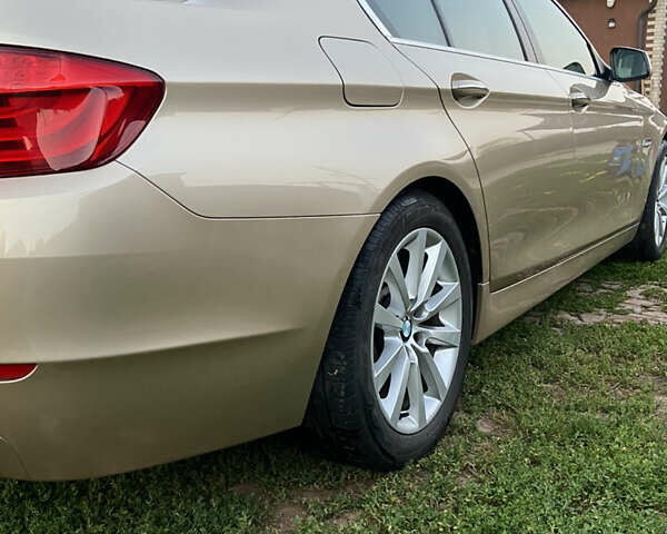Бежевый БМВ 5 Серия, объемом двигателя 2.98 л и пробегом 275 тыс. км за 20000 $, фото 7 на Automoto.ua