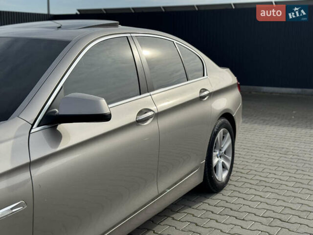 Бежевий БМВ 5 Серія, об'ємом двигуна 2 л та пробігом 256 тис. км за 10300 $, фото 20 на Automoto.ua