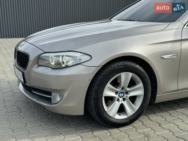 Бежевий БМВ 5 Серія, об'ємом двигуна 2 л та пробігом 256 тис. км за 10300 $, фото 19 на Automoto.ua