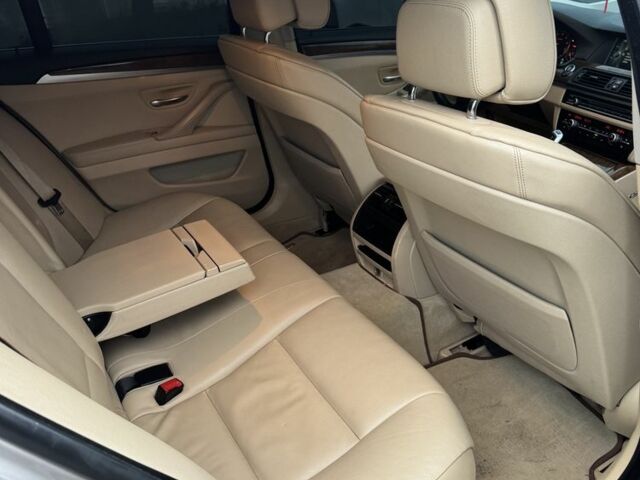 Бежевый БМВ 5 Серия, объемом двигателя 2 л и пробегом 250 тыс. км за 9600 $, фото 6 на Automoto.ua