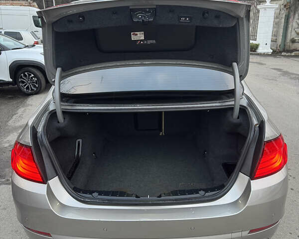 Бежевий БМВ 5 Серія, об'ємом двигуна 2 л та пробігом 257 тис. км за 9600 $, фото 8 на Automoto.ua