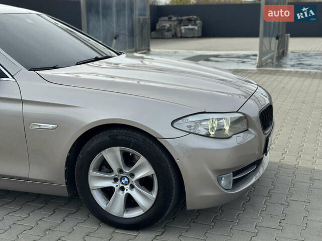 Бежевий БМВ 5 Серія, об'ємом двигуна 2 л та пробігом 256 тис. км за 10300 $, фото 23 на Automoto.ua
