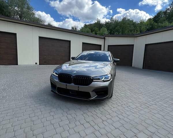 Бежевий БМВ 5 Серія, об'ємом двигуна 2.99 л та пробігом 109 тис. км за 33500 $, фото 5 на Automoto.ua