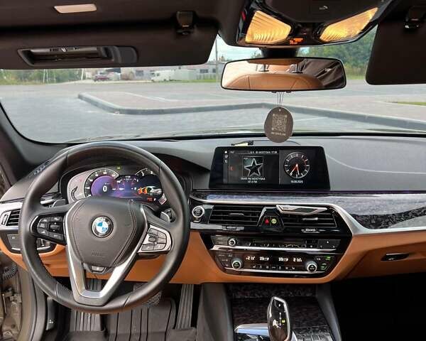 Бежевий БМВ 5 Серія, об'ємом двигуна 3 л та пробігом 108 тис. км за 34999 $, фото 9 на Automoto.ua