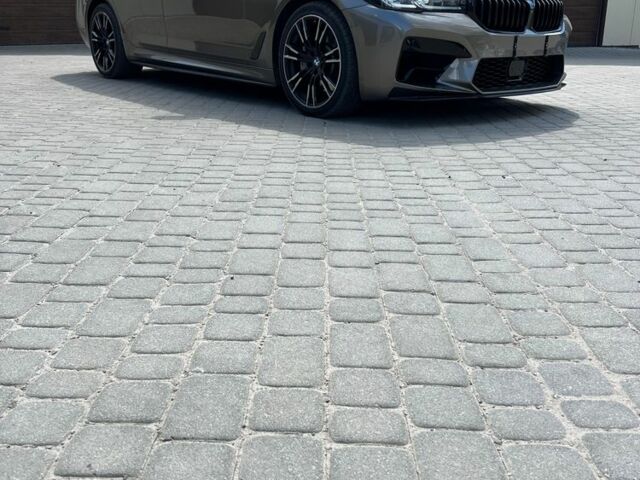 Бежевый БМВ 5 Серия, объемом двигателя 3 л и пробегом 107 тыс. км за 36000 $, фото 14 на Automoto.ua