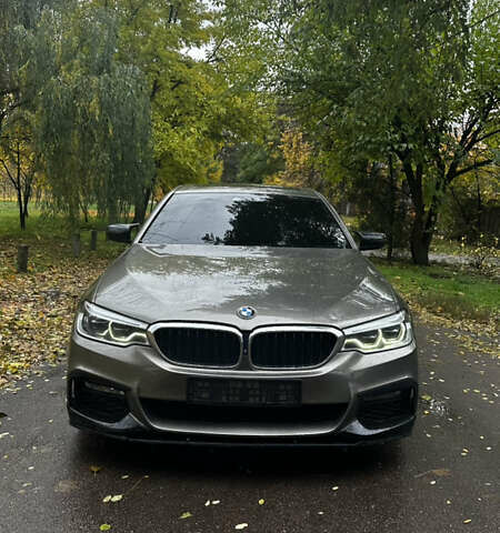 БМВ 5 Серия 2018 в Киеве на Automoto.ua Бежевый БМВ 5 Серия, объемом двигателя 2 л и пробегом 134 тыс. км за 35000 $, фото 36 на Automoto.ua